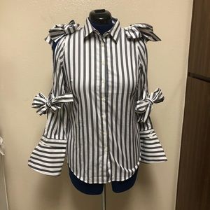 Banana Republic Gray and white long  sleeve shirt